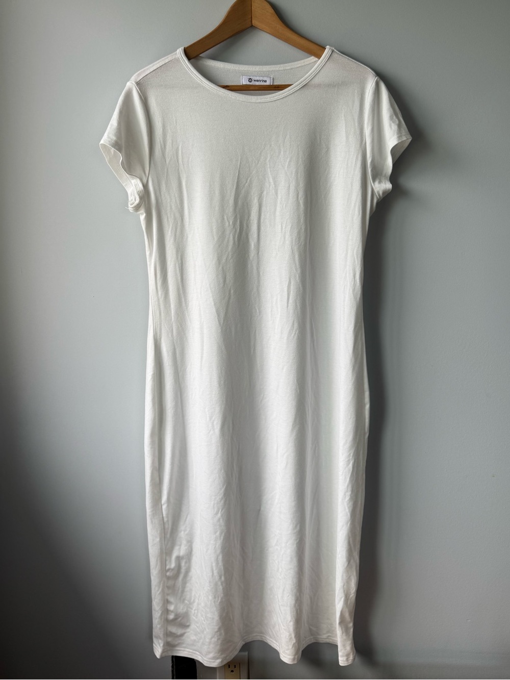 (L) Wenrine Clean White long dress